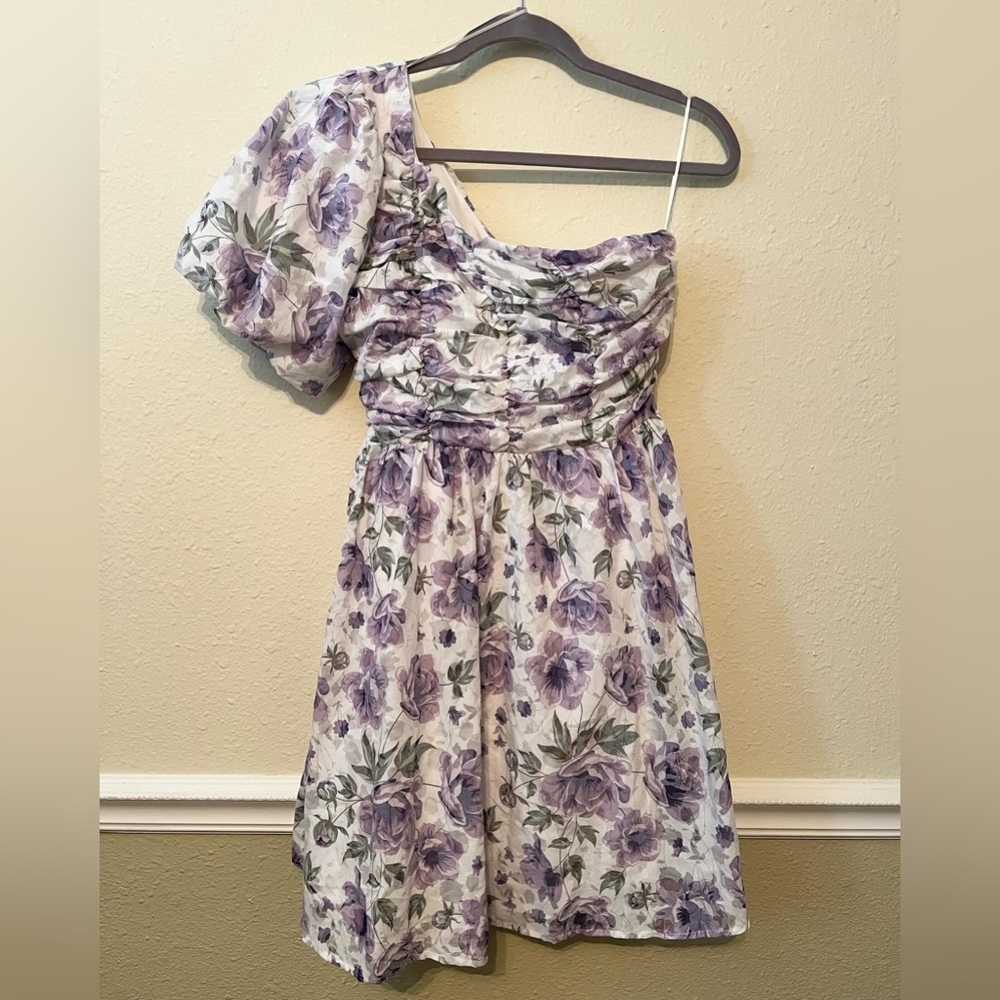 Altar’d State White One Shoulder Balloon Sleeve Floral Cottage Core Easter